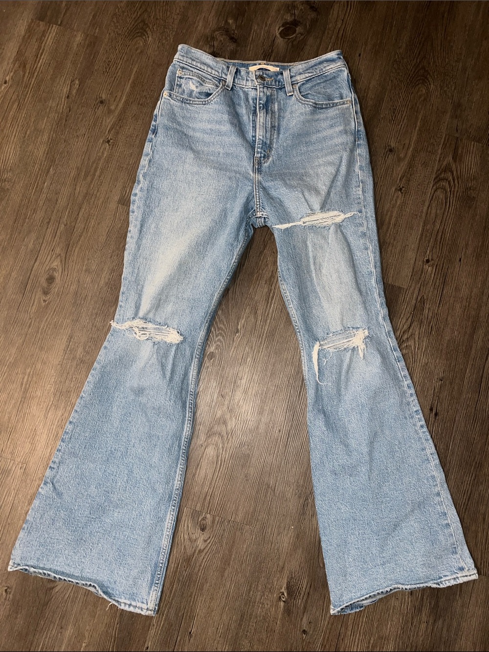 LEVIS 70’s High Flare Jeans